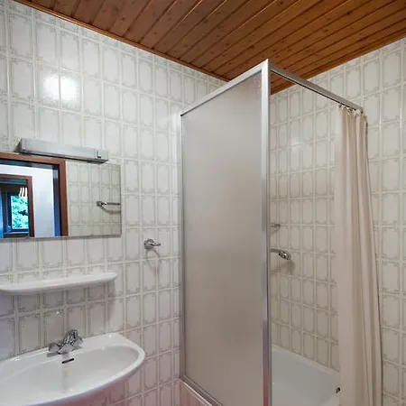 Ferienwohnungen Casa Ri Лайвен Номер фото